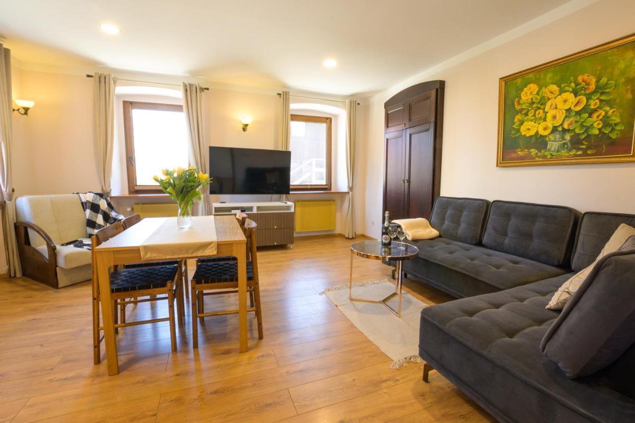 Apartament Oskar คาร์ปัตซ์ ภายนอก รูปภาพ